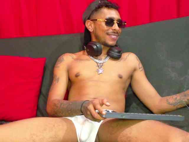 null-bbc Live Webcam on BongaCams