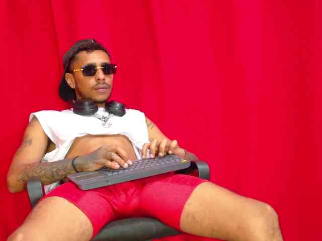 null-bbc Live Webcam on BongaCams