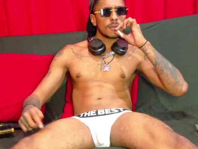 null-bbc Live Webcam on BongaCams