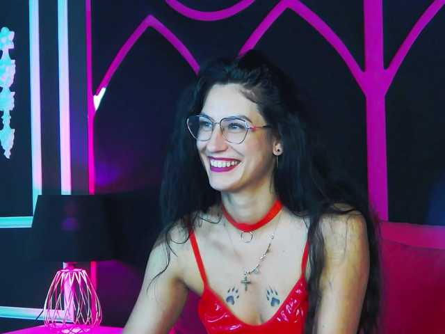 Areina live cam on BongaCams