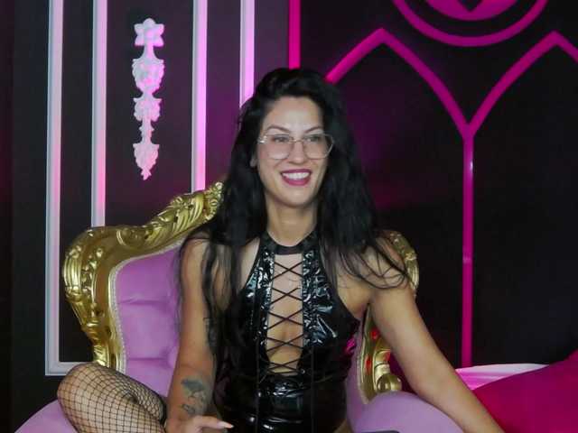 Areina live webcam show
