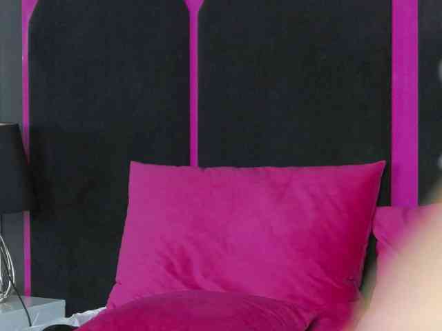 Areina Live Webcam on BongaCams