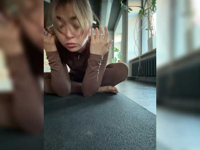 All-in-pussy live cam on BongaCams