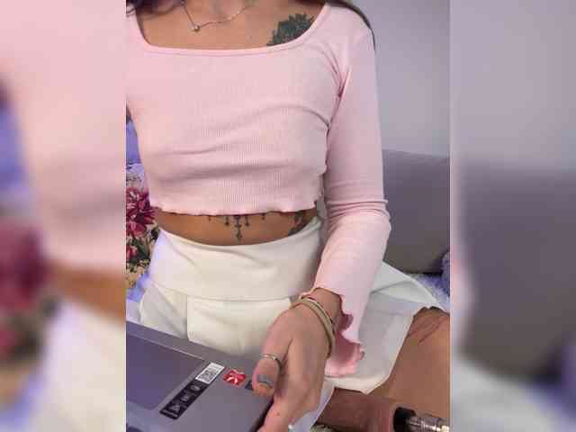 All-in-pussy webcam
