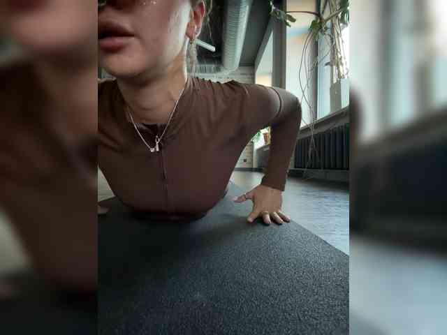 All-in-pussy webcam
