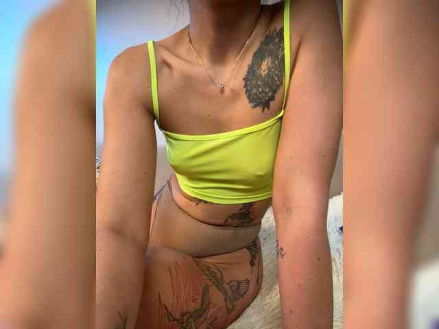 All-in-pussy webcam