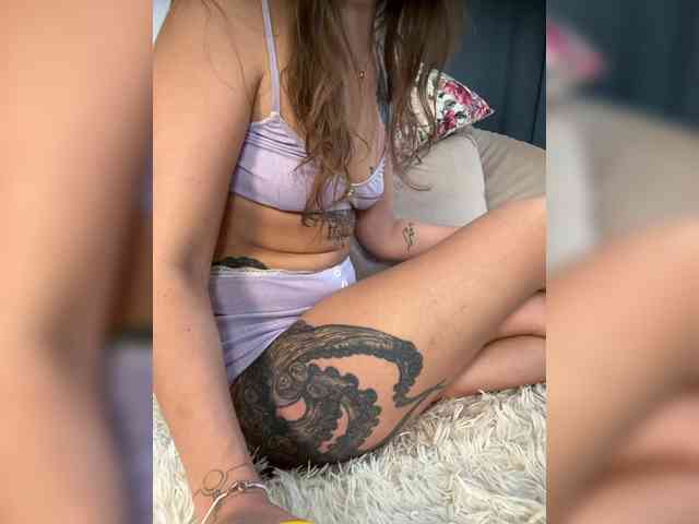 All-in-pussy webcam
