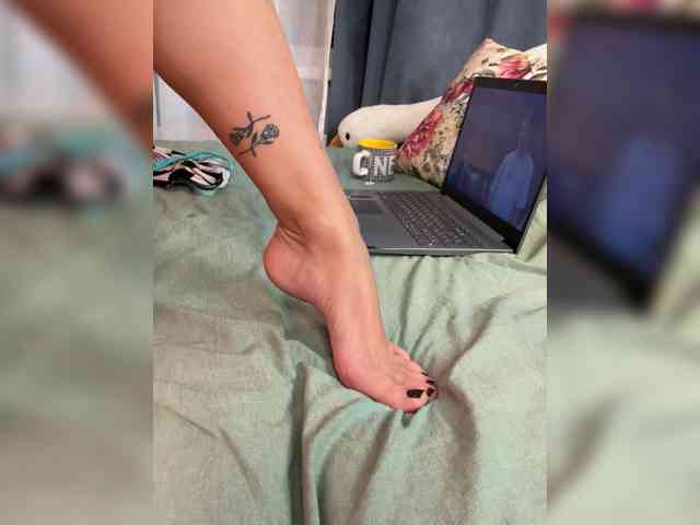 All-in-pussy webcam
