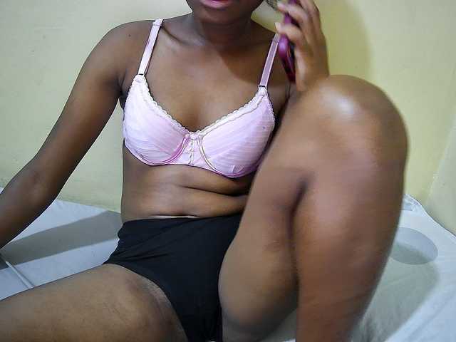 just-kayla2 live cam on BongaCams