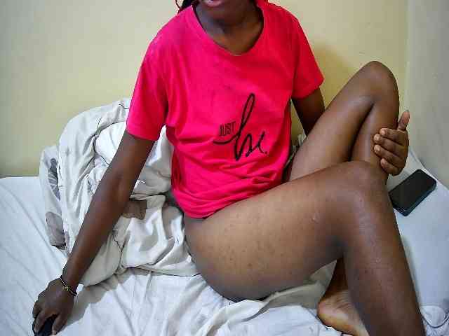 just-kayla2 webcam
