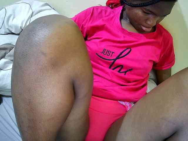just-kayla2 webcam