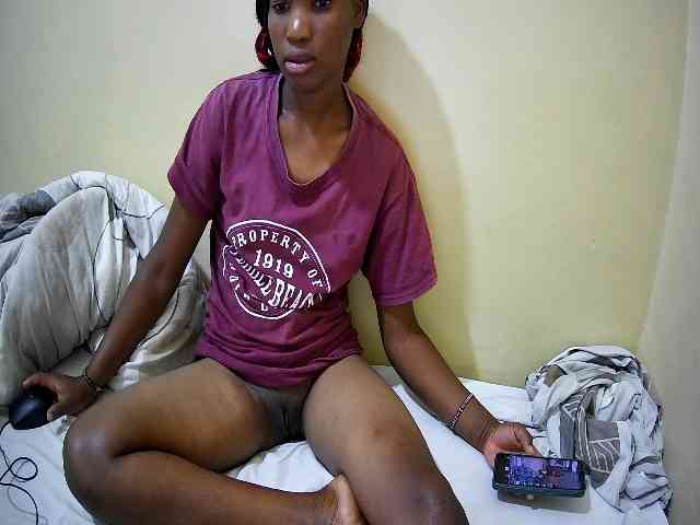 just-kayla2 webcam