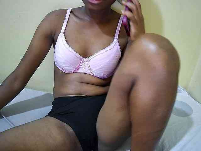 just-kayla2 webcam