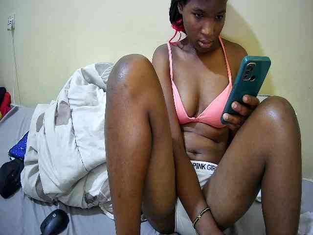 just-kayla2 webcam