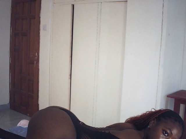 Monday- live cam on BongaCams