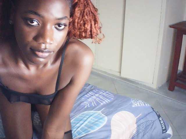 Monday- live cam on BongaCams