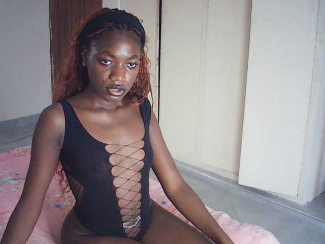 Monday- live cam on BongaCams