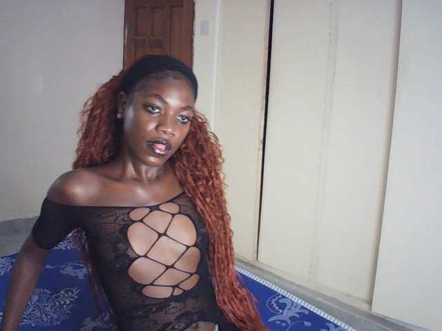 Monday- live cam on BongaCams