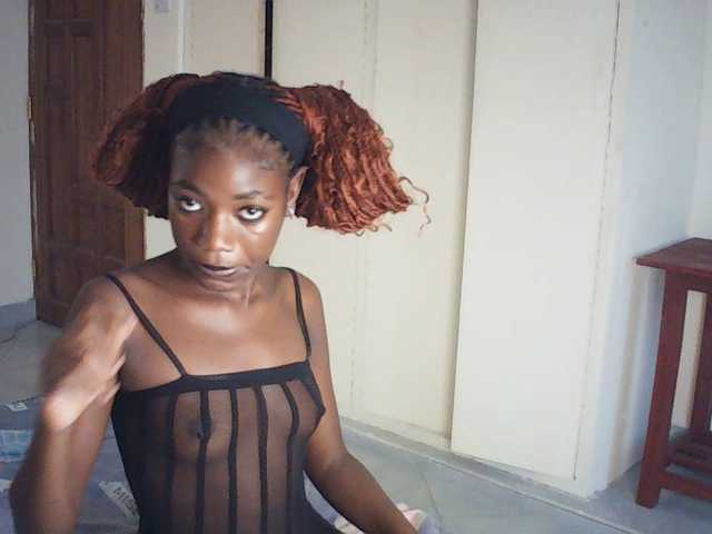 Monday- live cam on BongaCams