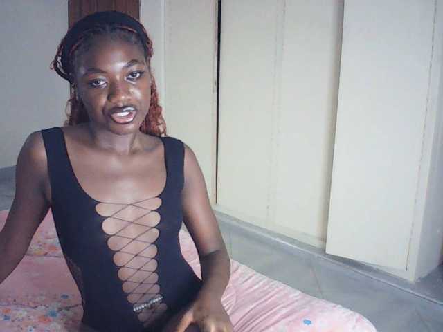 Monday- live cam on BongaCams