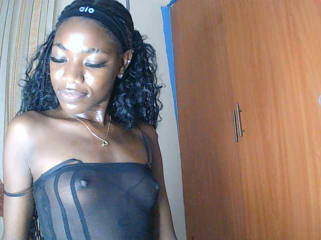 Monday- live cam on BongaCams