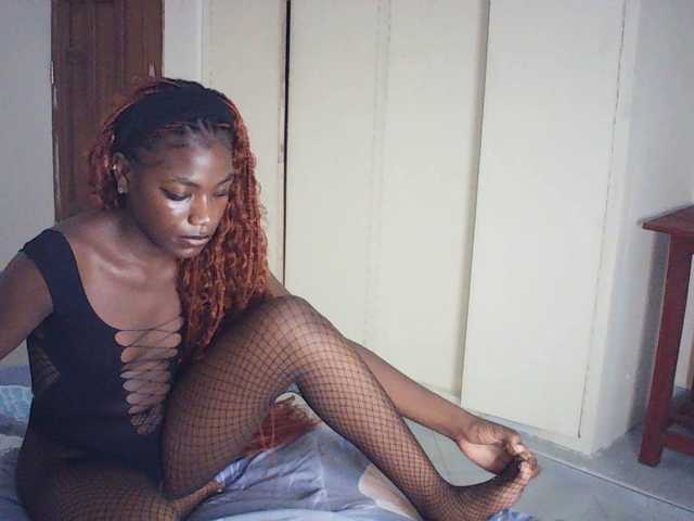 Monday- live cam on BongaCams