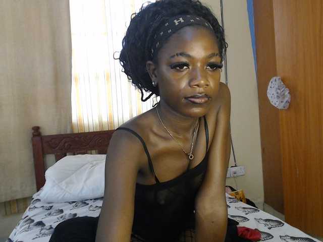 Monday- live cam on BongaCams