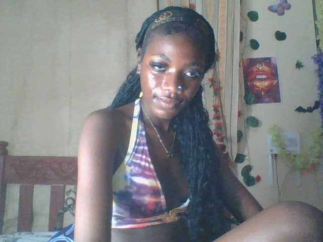 Monday live cam