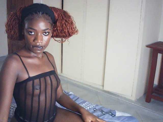 Monday- live cam on BongaCams