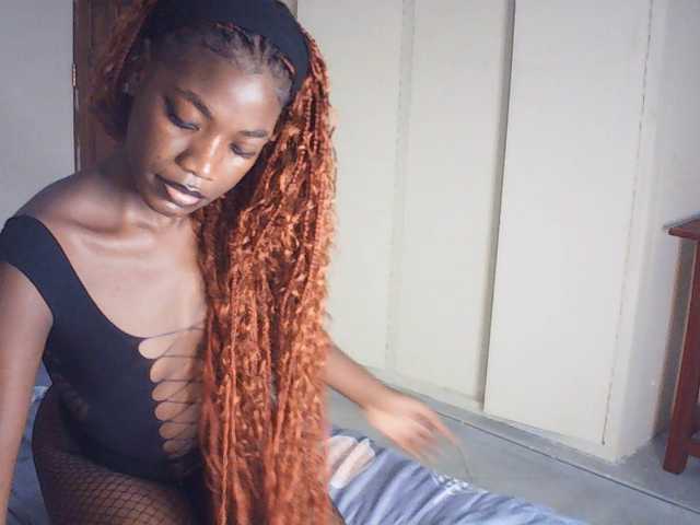 Monday- live cam on BongaCams