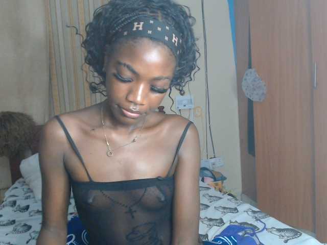 Monday- live cam on BongaCams