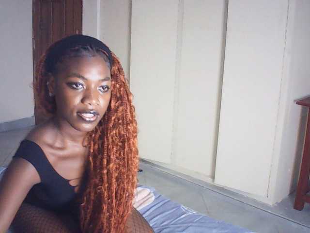 Monday- live cam on BongaCams
