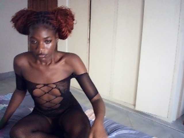 Monday- live cam on BongaCams