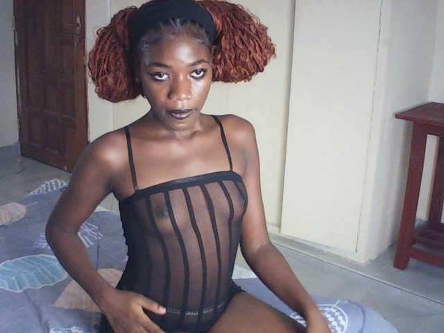 Monday- live cam on BongaCams