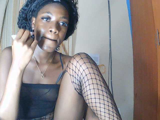 Monday- live cam on BongaCams