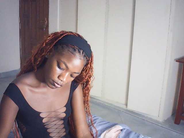 Monday- live cam on BongaCams