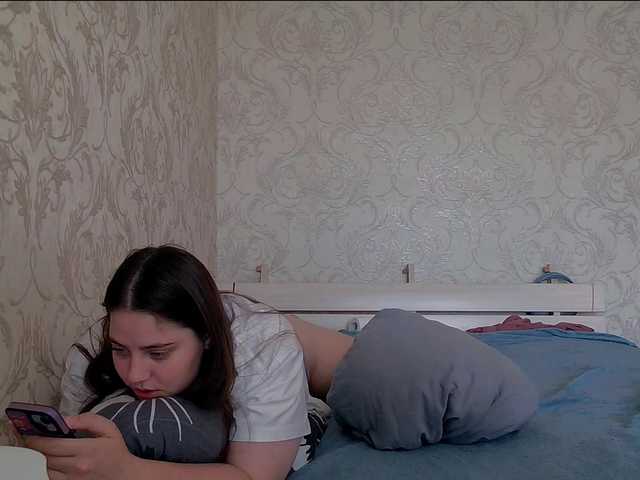 Ami-Still live cam on BongaCams