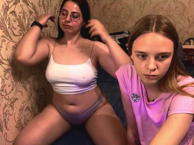 Ami-Still live cam on BongaCams