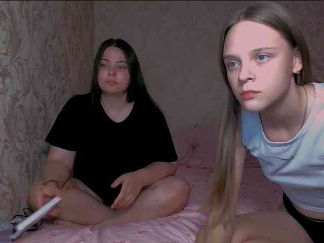 Ami-Still Live Webcam on BongaCams