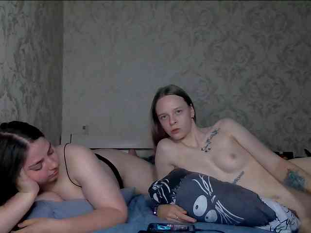 Ami-Still Sex Cam Show