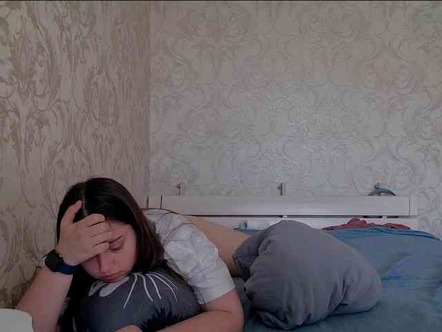 Ami-Still Sex Cam Show