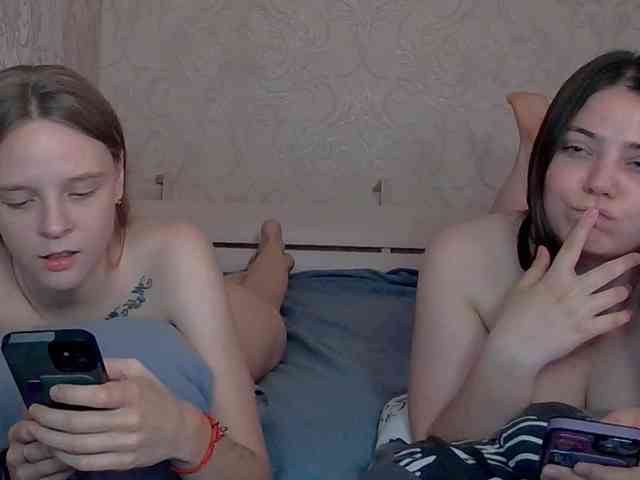 Ami-alex's cam show statistics and live stream