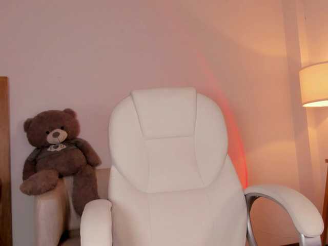 justmia live cam on BongaCams