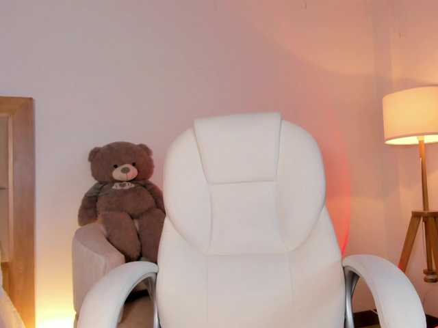 justmia live cam on BongaCams
