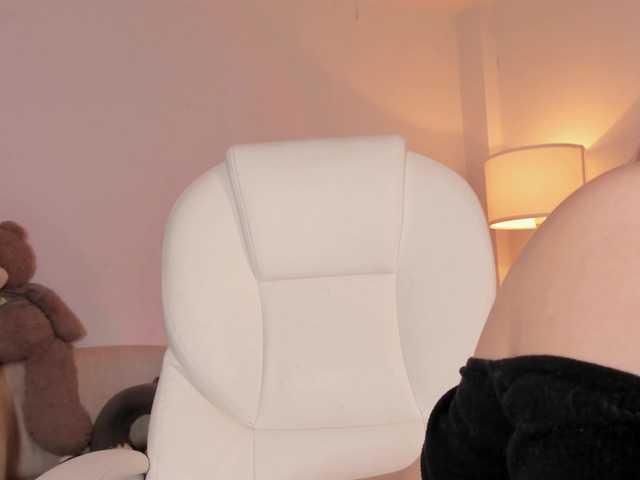 justmia live cam on BongaCams
