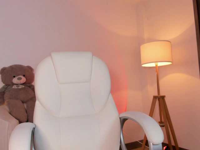 justmia live cam on BongaCams