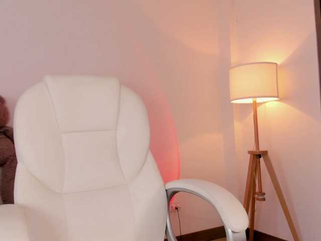 justmia live cam on BongaCams