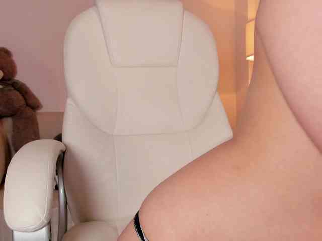 justmia webcam