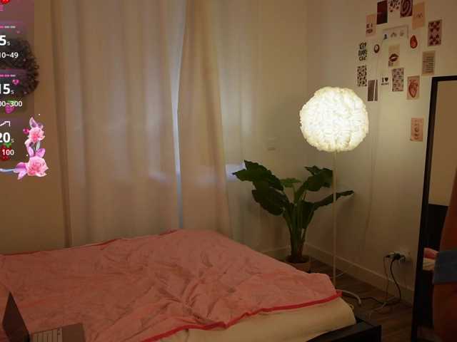 HelloKikky live cam preview