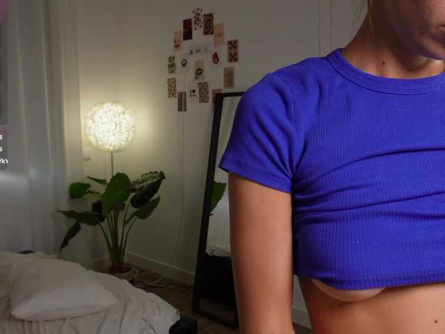 Kikky live webcam show